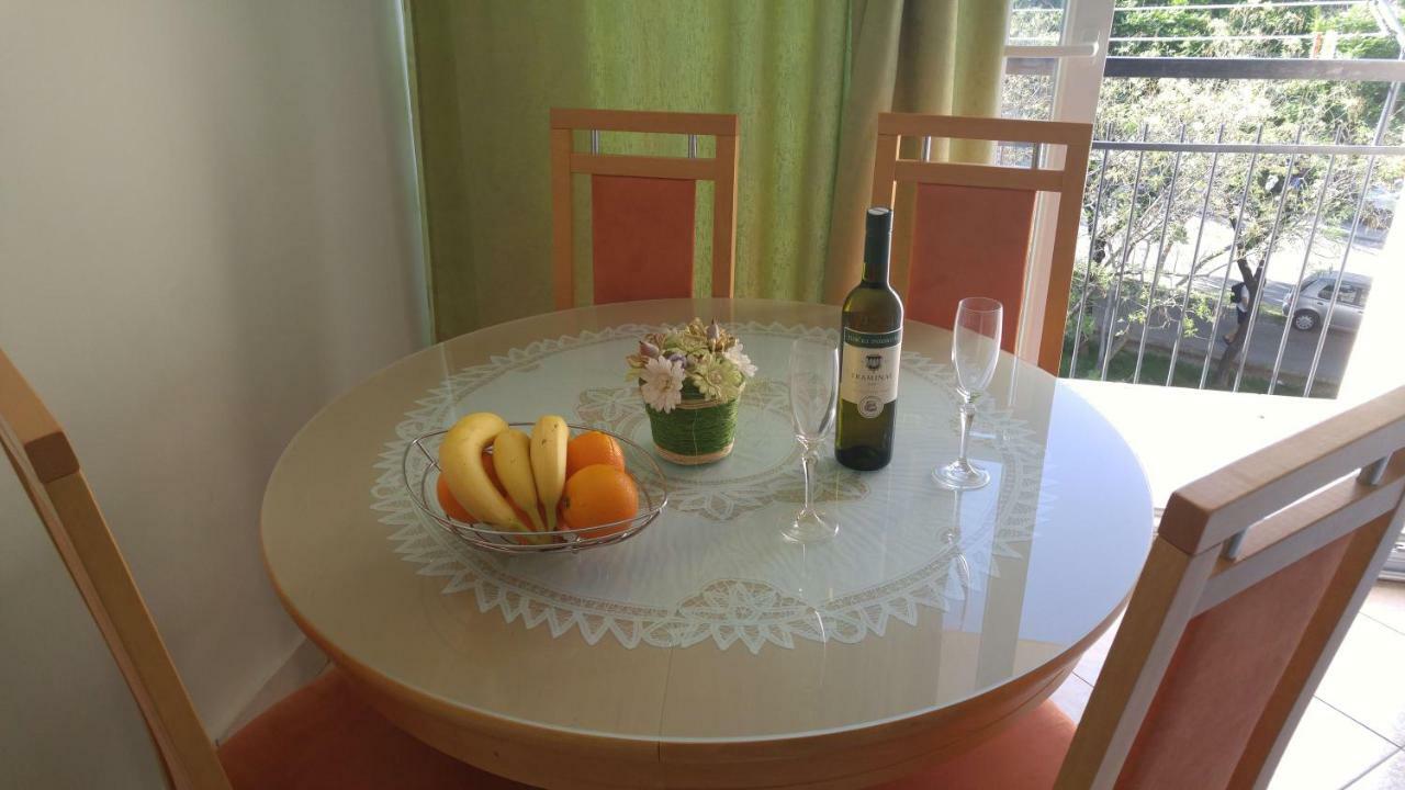 Two Bedroom Apartment Near Beach And Center Сплит Екстериор снимка