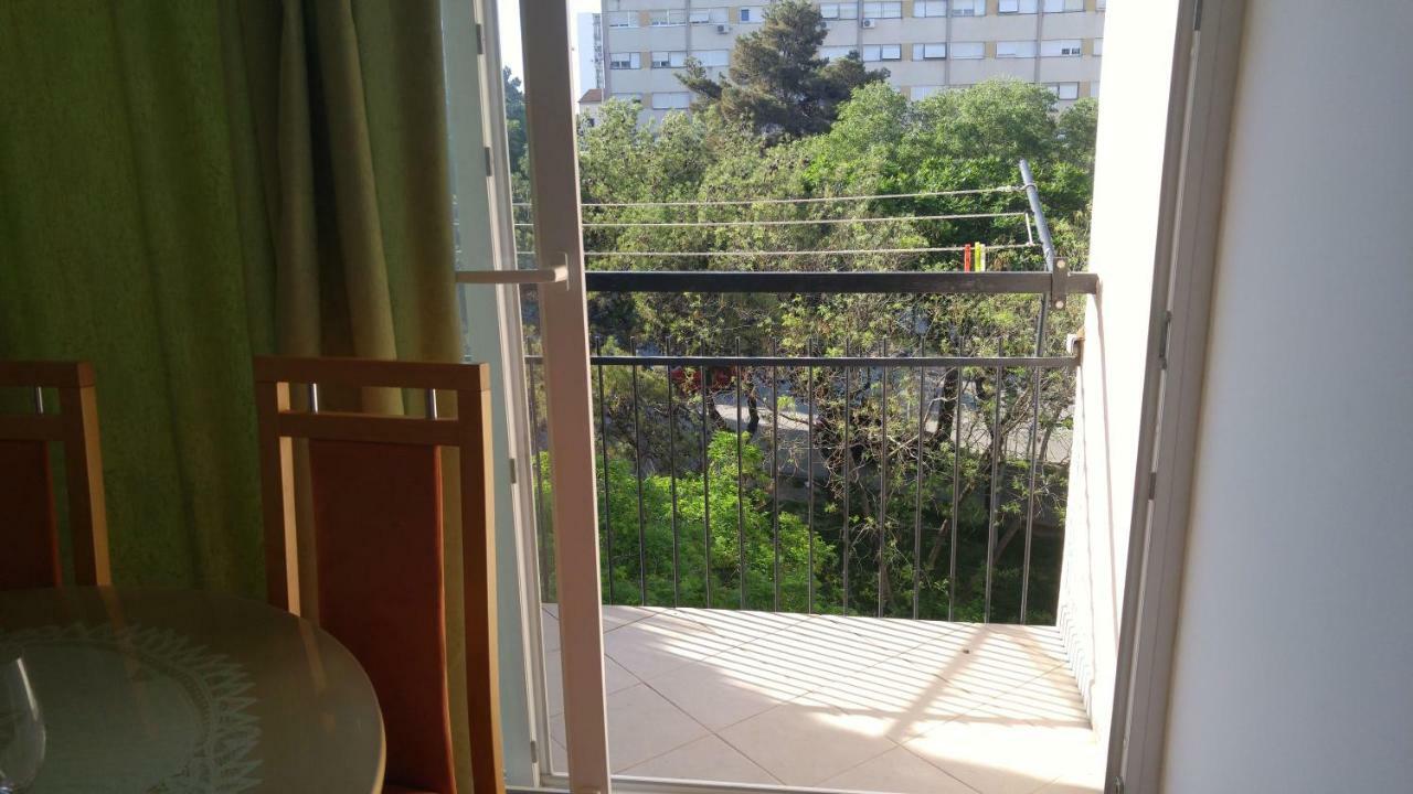 Two Bedroom Apartment Near Beach And Center Сплит Екстериор снимка