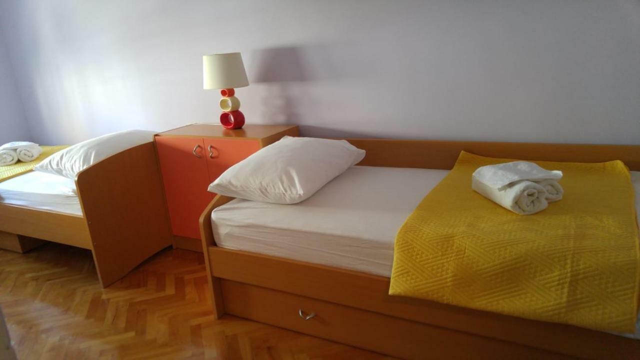 Two Bedroom Apartment Near Beach And Center Сплит Екстериор снимка