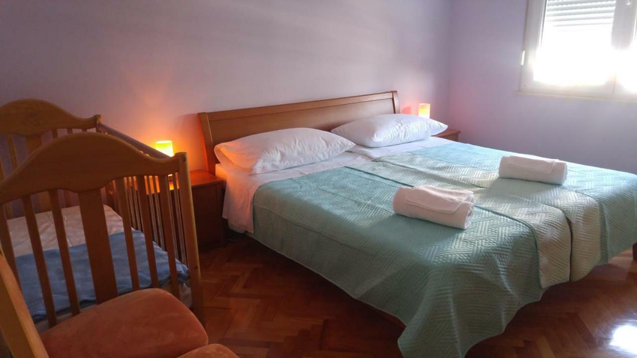 Two Bedroom Apartment Near Beach And Center Сплит Екстериор снимка